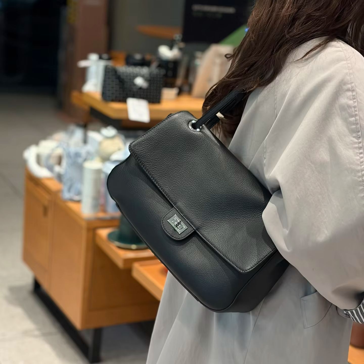 Luxury Vintage Genuine Leather - đánh giá và giá Leather Briefcase