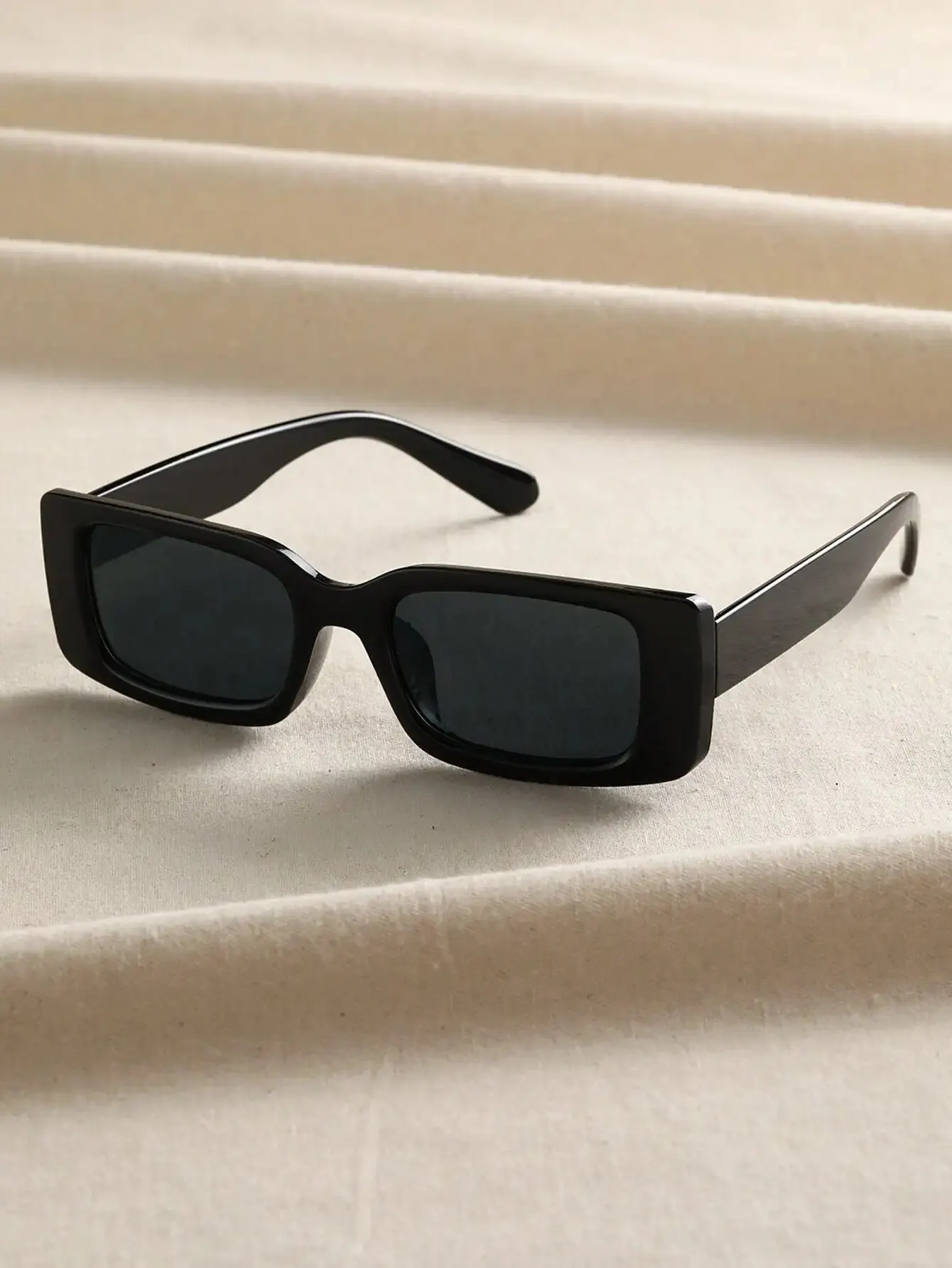 1 PCs Unisex Black Plastic Squ - đánh giá và giá Sunglasses Uv400